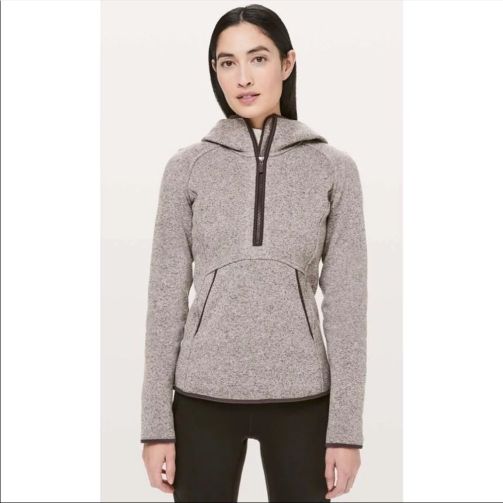 LULULEMON QUARTER ZIP HOODIE SIZE 4